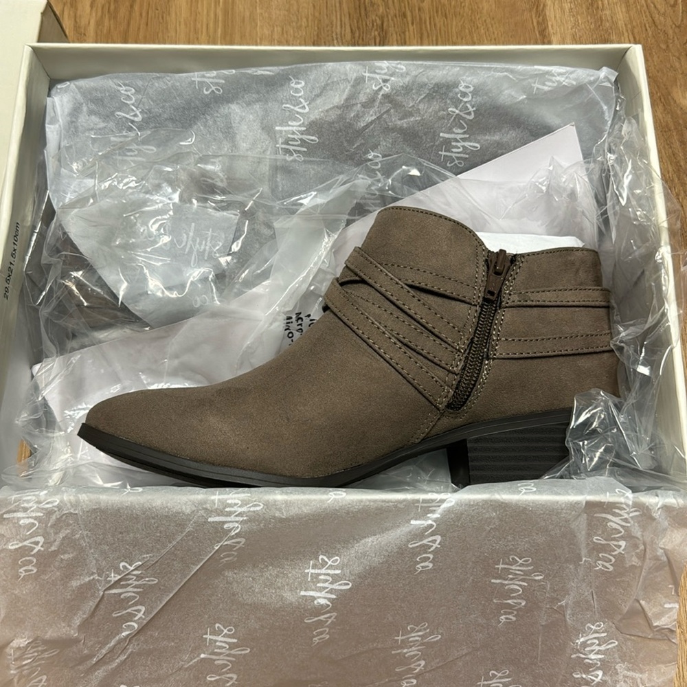 BNIB Style & Co Taupe Willow Bootie